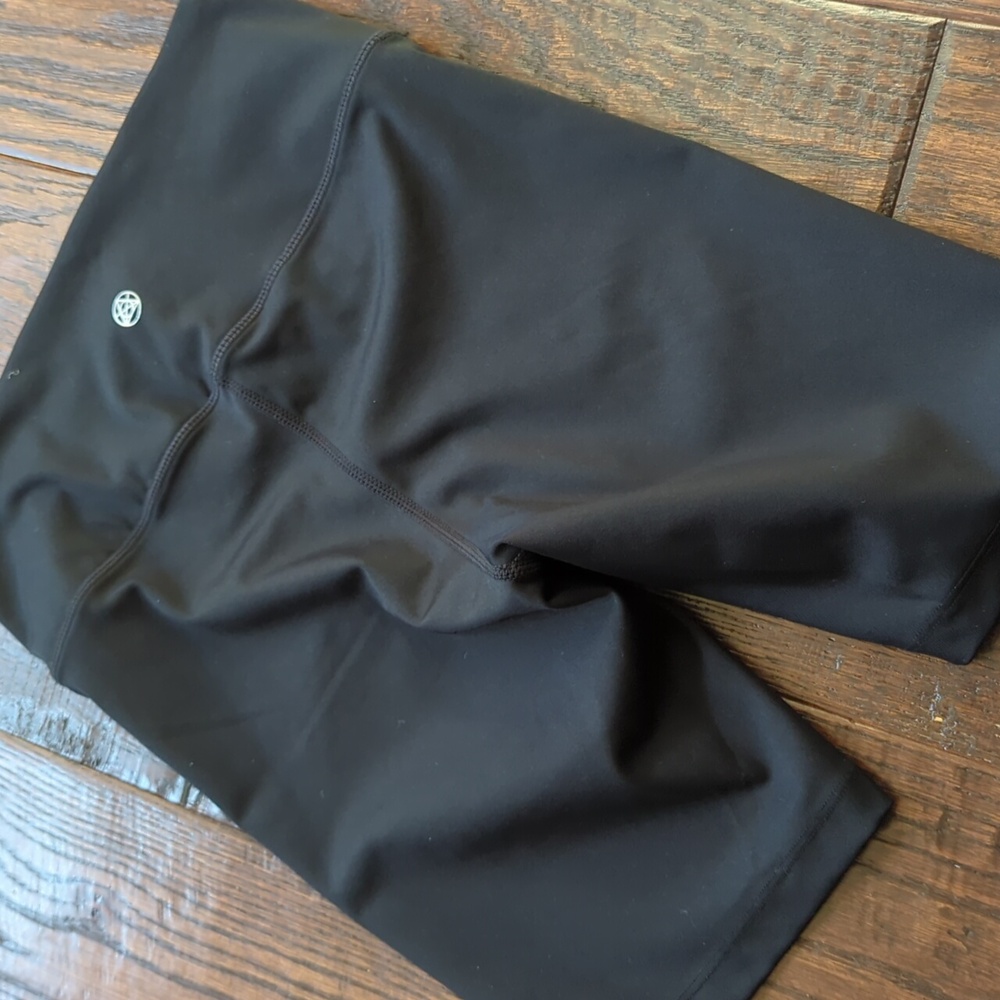 Bundle of 3 Biker Shorts - Blue Kyodan, Black Tesla, Black Camo Yogalicious - Picture 5 of 16